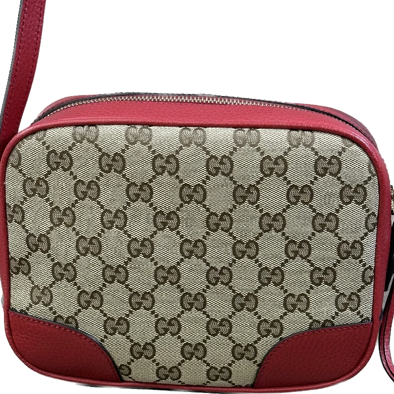 Women Gucci bags with a front - flap pocket for quick - access itemsGucci Bree Crossbody GG Red Leather