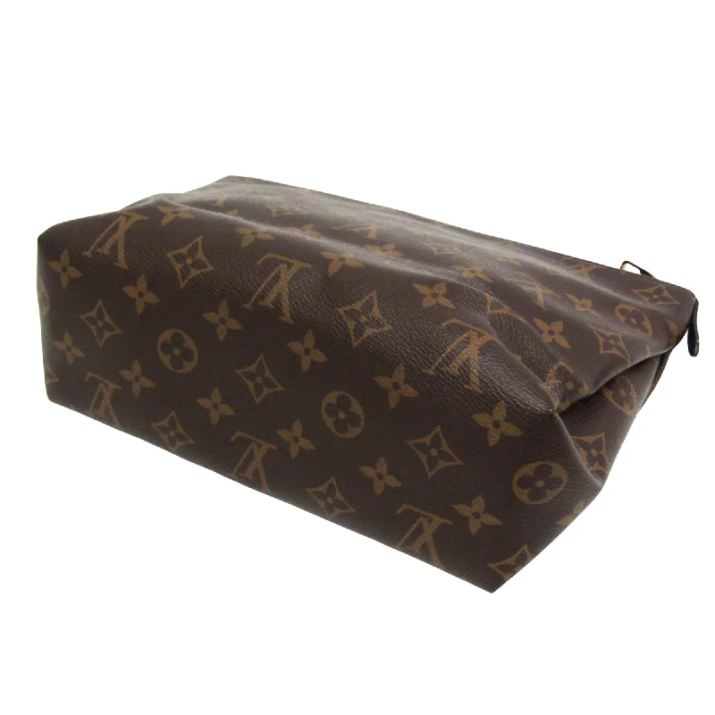 Louis Vuitton bags with a zippered interior pocket for better organizationLOUIS VUITTON Pallas Clutch Bag