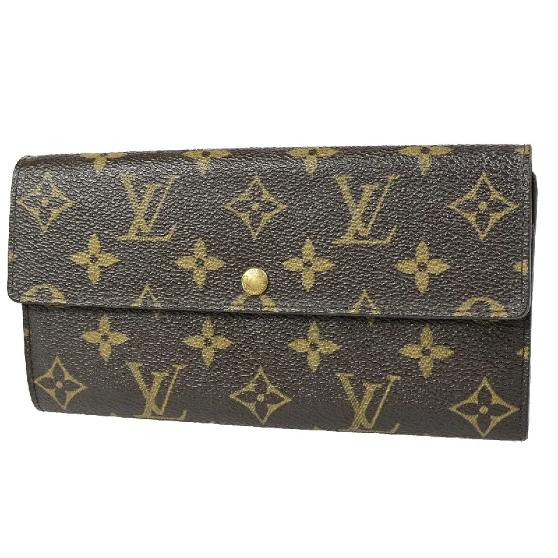 Ladies Louis Vuitton shoulder bags with a magnetic - closure flap for easeLOUIS VUITTON Porte Monnaie Credit Wallet