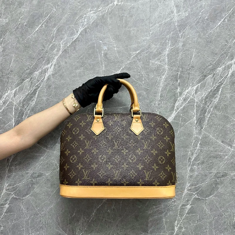 Louis Vuitton tote bags with a spacious interior and multiple pocketsLV Alma PM Monogram Louis Vuitton