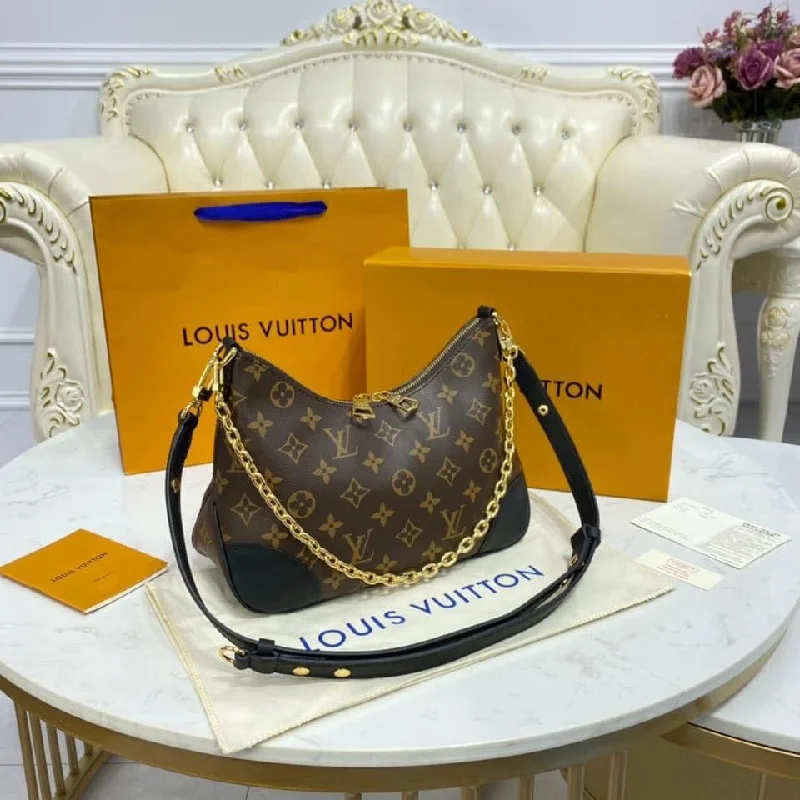 Ladies Louis Vuitton handbags with a detachable coin purse insideLouis Vuitton Boulogne Bag