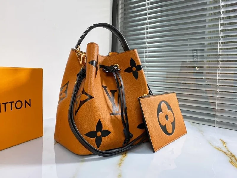 Louis Vuitton tote bags with a spacious interior and multiple pocketsLouis Vuitton Crafty NeoNoe MM Bag