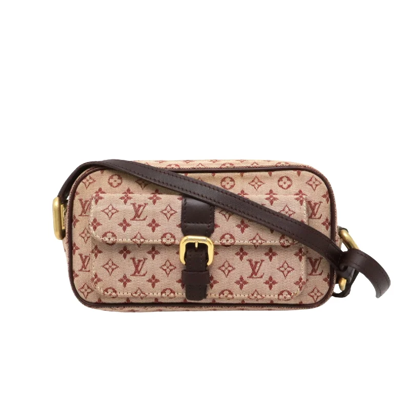 Louis Vuitton Twist bags with the iconic LV - turnlock closureLOUIS VUITTON Juliette Clutch Bag