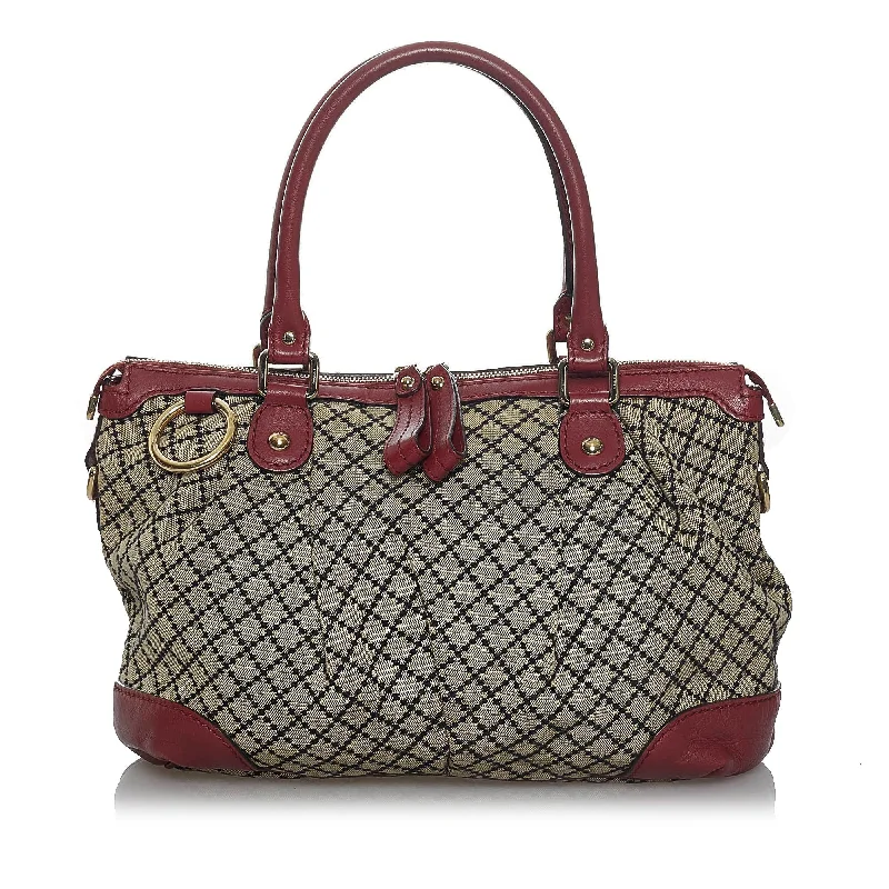 Women Gucci bags with a front - zip pocket for small itemsGucci Diamante Sukey Satchel