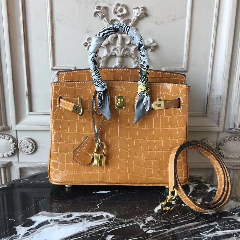 Hermès Kelly Bags with a chain - embellished handle for a modern twistWhimsy Finds - Luxury New Arrival Bag - Hermes - 153