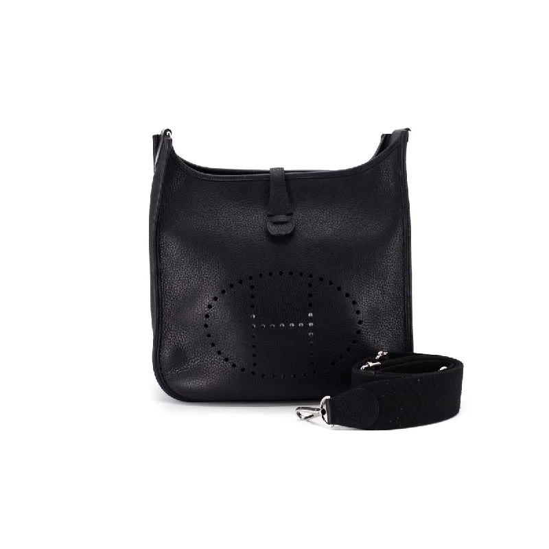 Hermès Kelly Bags with a front - pocket for quick - access itemsHermes Evelyne III 29 Medium Black - D Stamp