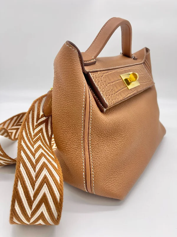 Hermès Kelly Bags with gold - toned hardware for a luxurious touchHermes 24/24 29 Gold Veau Togo Touch Alligator Gold Hardware