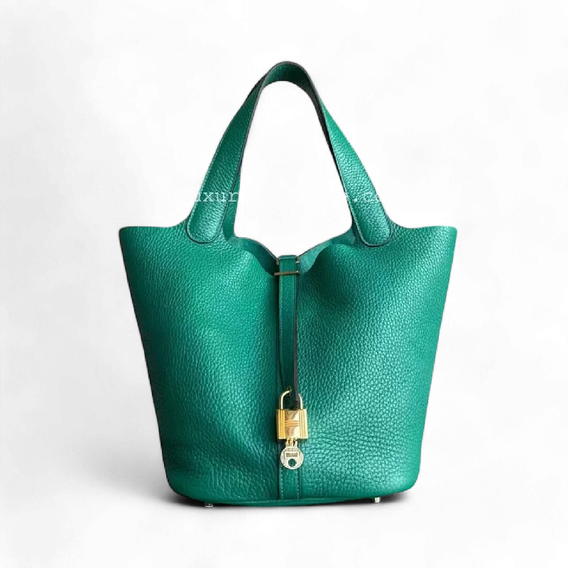 Hermès Kelly Bags in a deep emerald green for a regal lookHermes Picotin 22 - Bambou Vert Vertigo Clemence Leather Gold Hardware