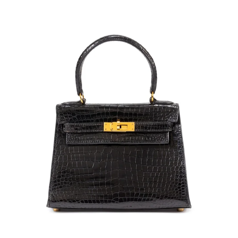 Hermès Kelly Bags with a magnetic - snap closure for easy accessKelly 20 Vintage GHW